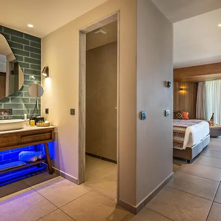 Minos Ambassador & - Adults Only 5*