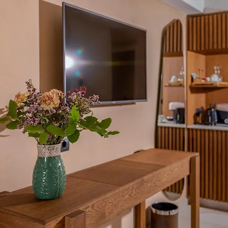 Minos Ambassador & - Adults Only 5*